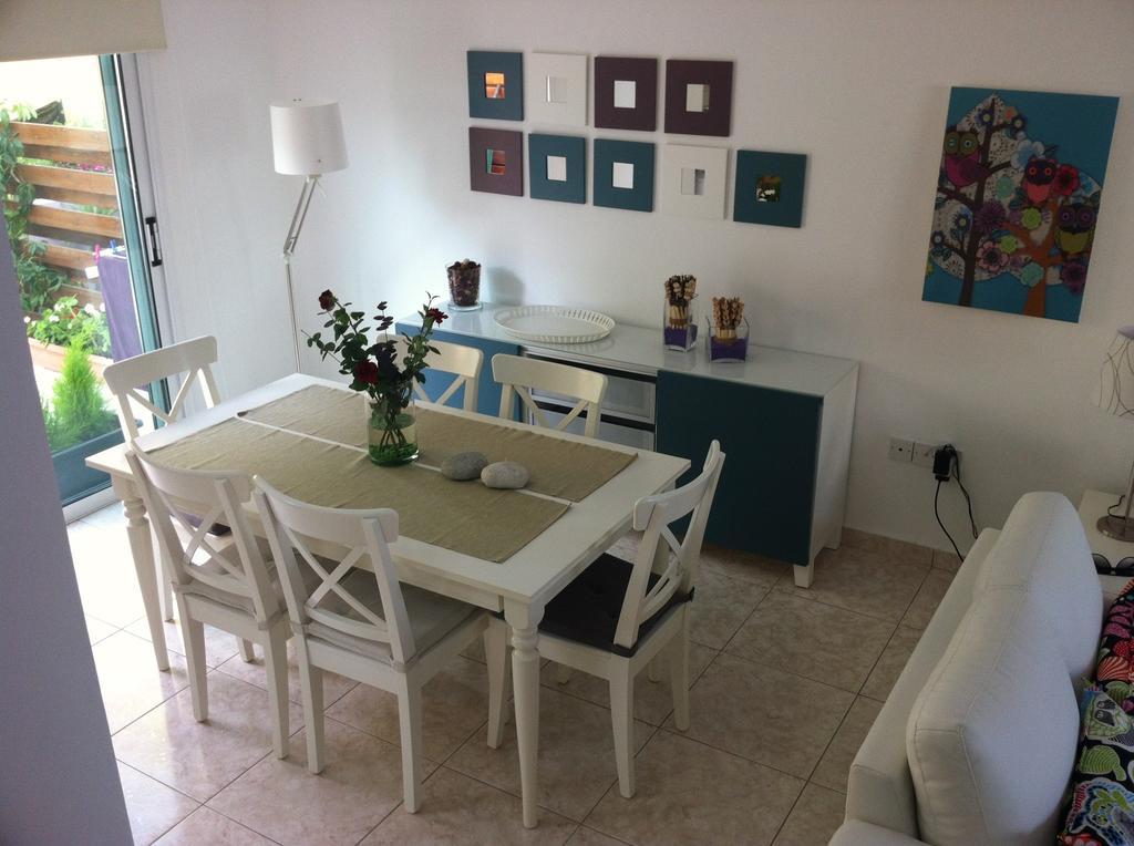 Estia Luxury Maisonette Pafos Quarto foto