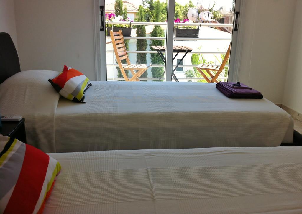 Estia Luxury Maisonette Pafos Quarto foto